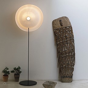 Floor lamp